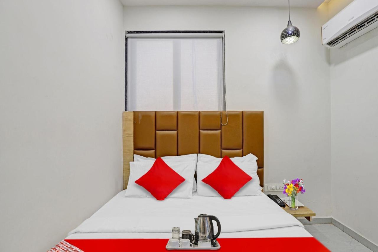 Hotel O Royal Orbit سورات المظهر الخارجي الصورة