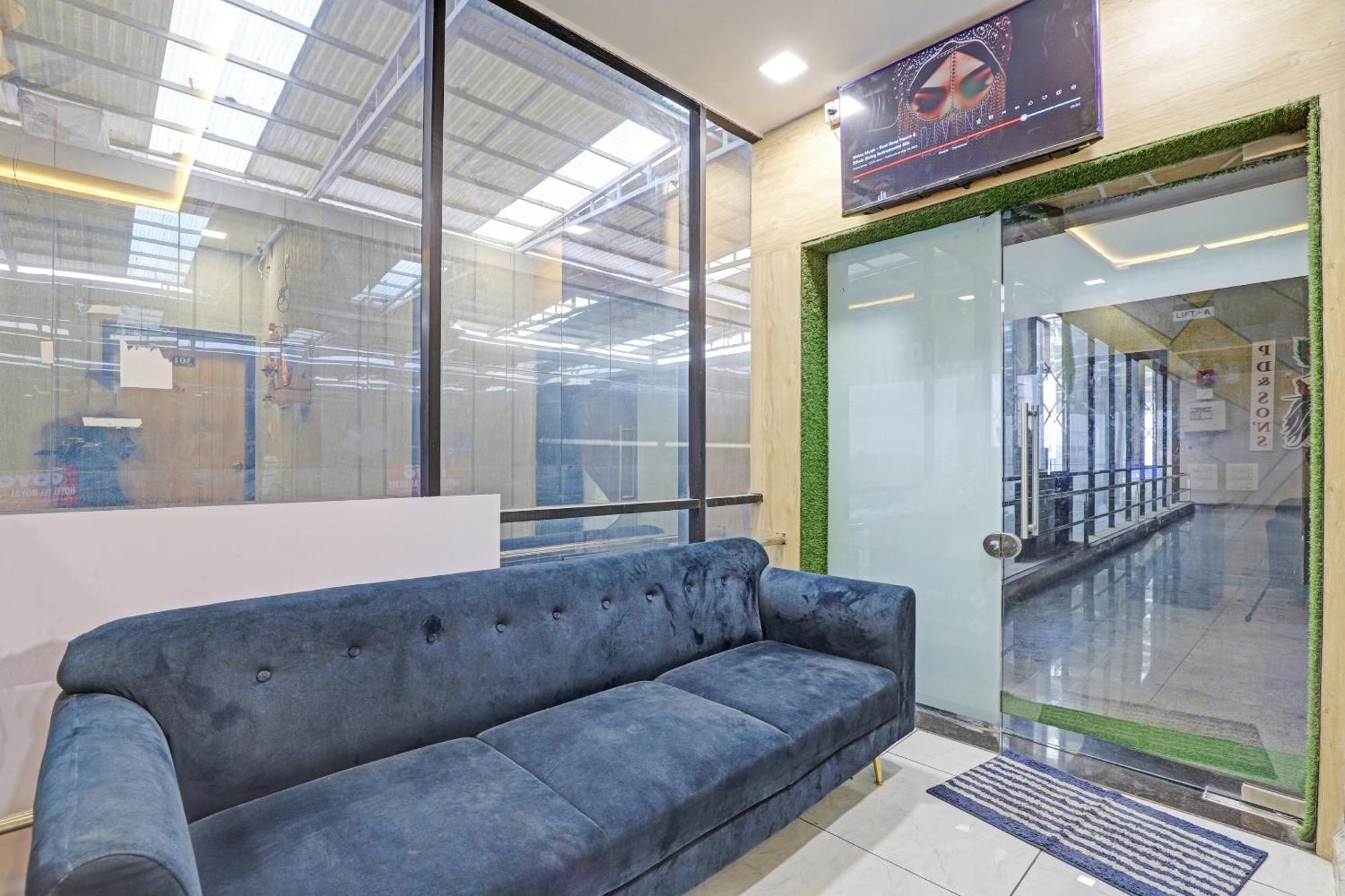 Hotel O Royal Orbit سورات المظهر الخارجي الصورة